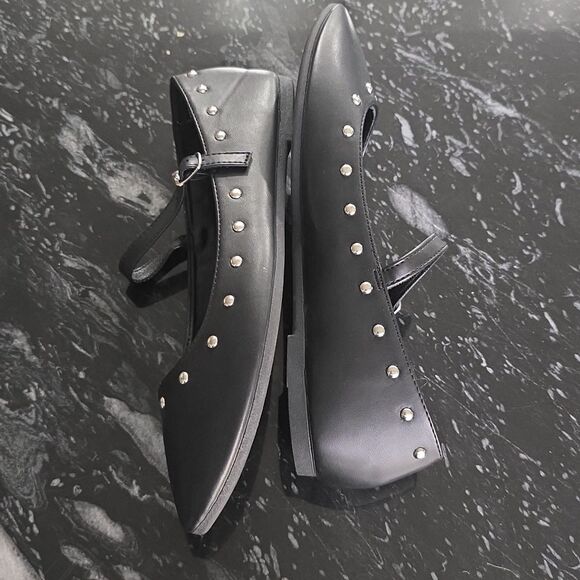 BRAND NEW MADDEN GIRL STUDDED WOMEN'S FLAT G1 - Picture 9 of 16